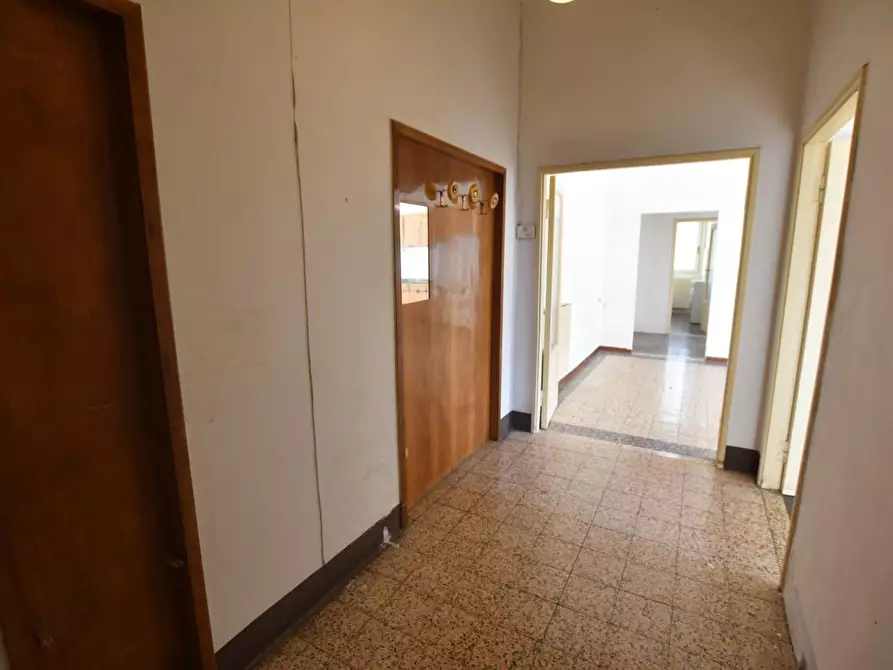 Immagine 9 di Appartamento in vendita  a Castelfiorentino