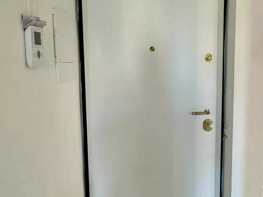 Immagine 7 di Appartamento in vendita  a Viareggio