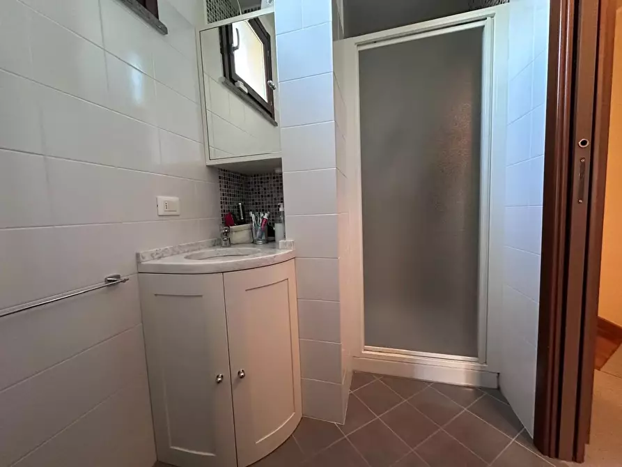 Immagine 14 di Villetta a schiera in vendita  a Pisa