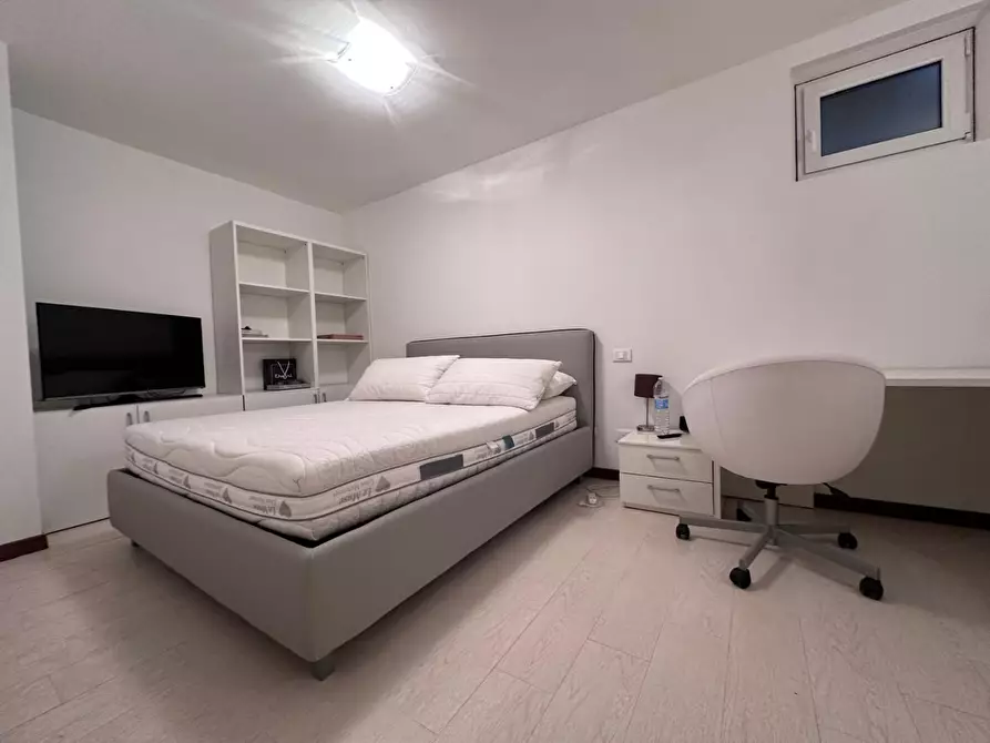 Immagine 12 di Villetta a schiera in vendita  a Pisa