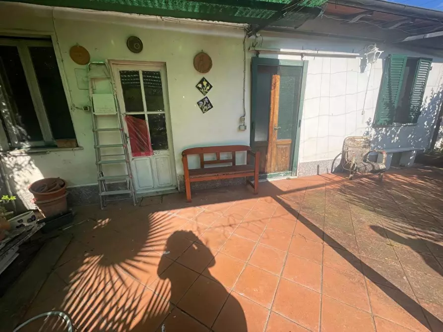 Immagine 6 di Villa in vendita  a Carrara