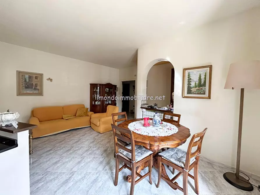 Immagine 9 di Appartamento in vendita  a Rosignano Marittimo