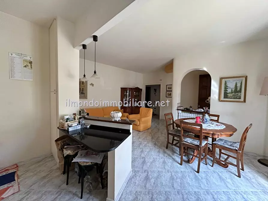 Immagine 10 di Appartamento in vendita  a Rosignano Marittimo