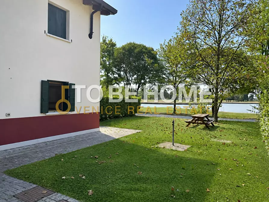 Immagine 1 di Appartamento in vendita  a Martellago
