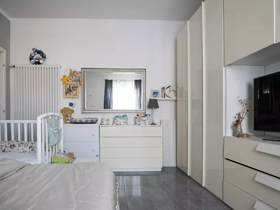 Immagine 28 di Appartamento in vendita  a Carrara