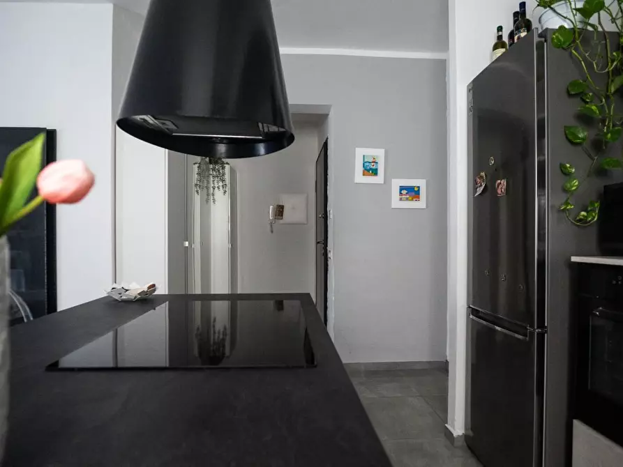 Immagine 12 di Appartamento in vendita  a Carrara