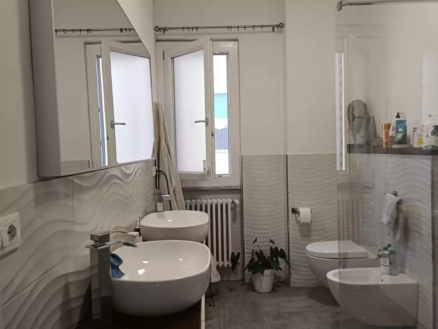 Immagine 3 di Appartamento in vendita  a Carrara