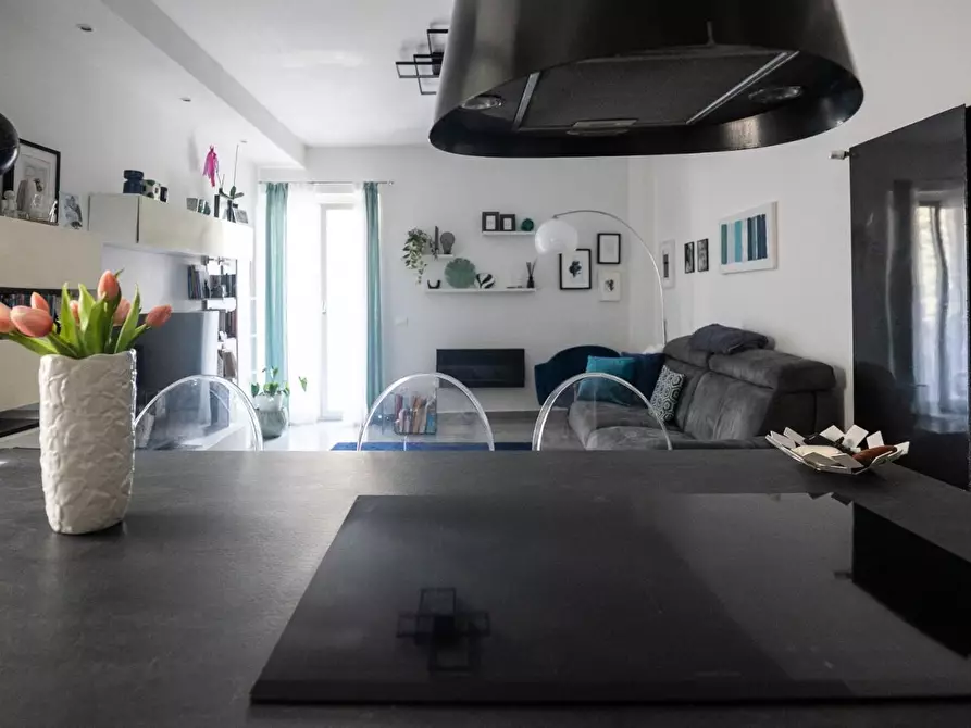 Immagine 4 di Appartamento in vendita  a Carrara