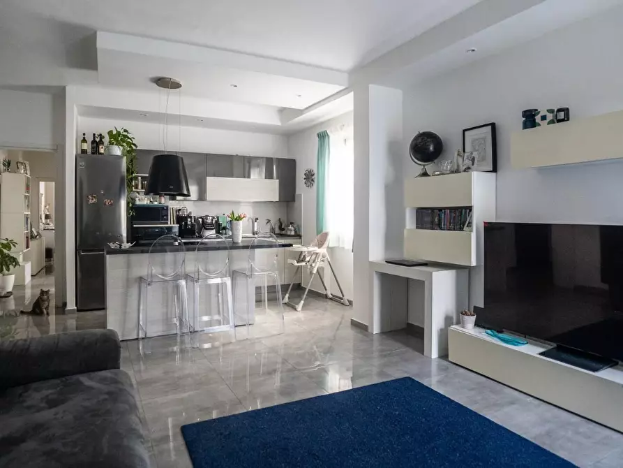 Immagine 10 di Appartamento in vendita  a Carrara