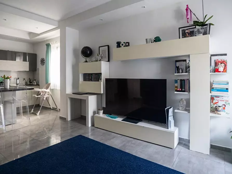 Immagine 9 di Appartamento in vendita  a Carrara