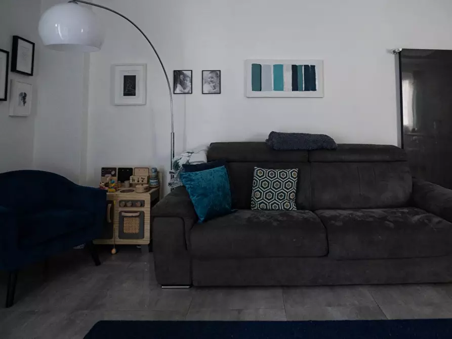 Immagine 8 di Appartamento in vendita  a Carrara