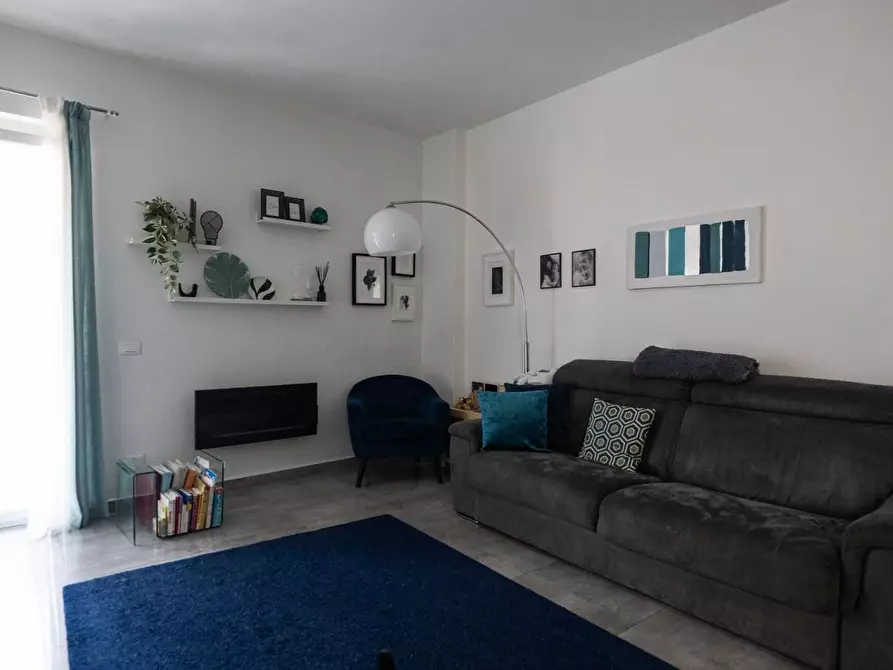 Immagine 7 di Appartamento in vendita  a Carrara