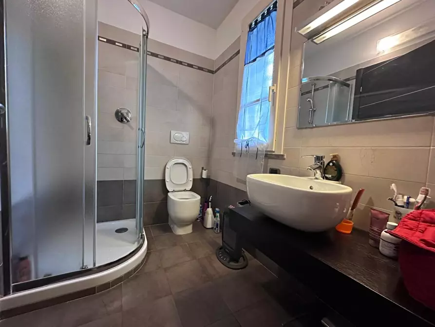 Immagine 17 di Villa in vendita  a San Giuliano Terme