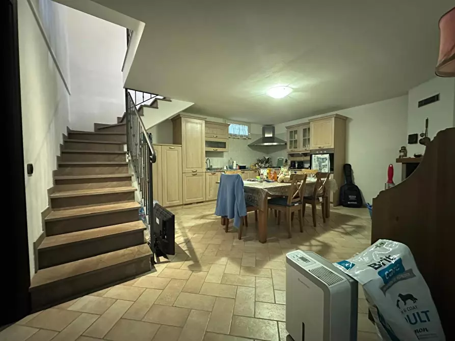 Immagine 11 di Villa in vendita  a San Giuliano Terme