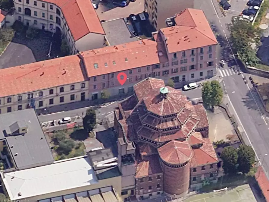 Immagine 11 di Appartamento in vendita  a Monza