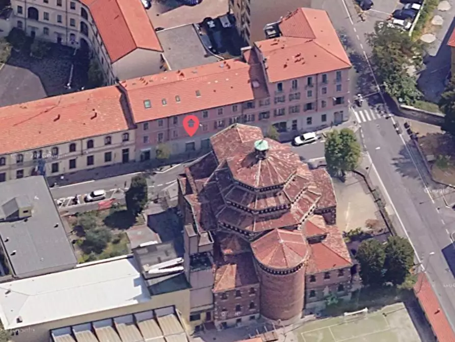 Immagine 12 di Appartamento in vendita  a Monza