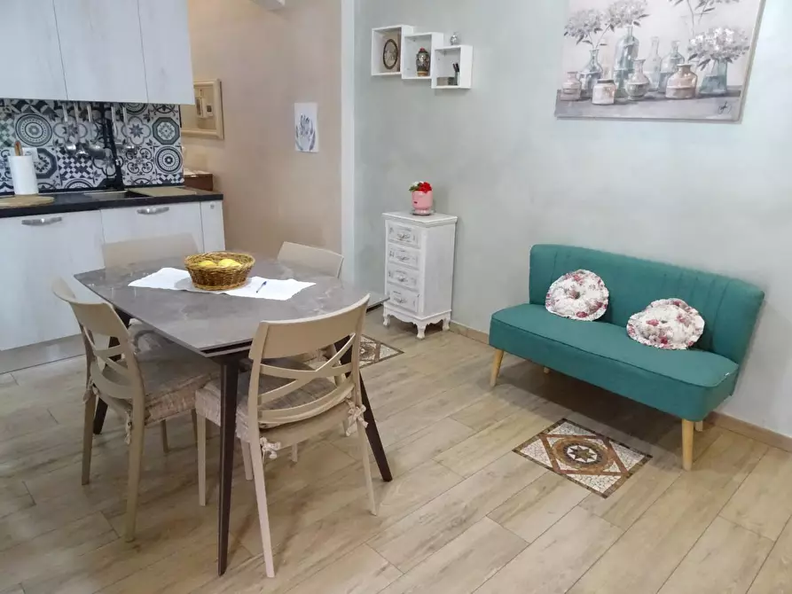 Immagine 10 di Appartamento in vendita  a Campi Bisenzio