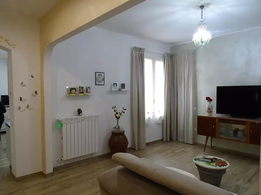 Immagine 4 di Appartamento in vendita  a Campi Bisenzio