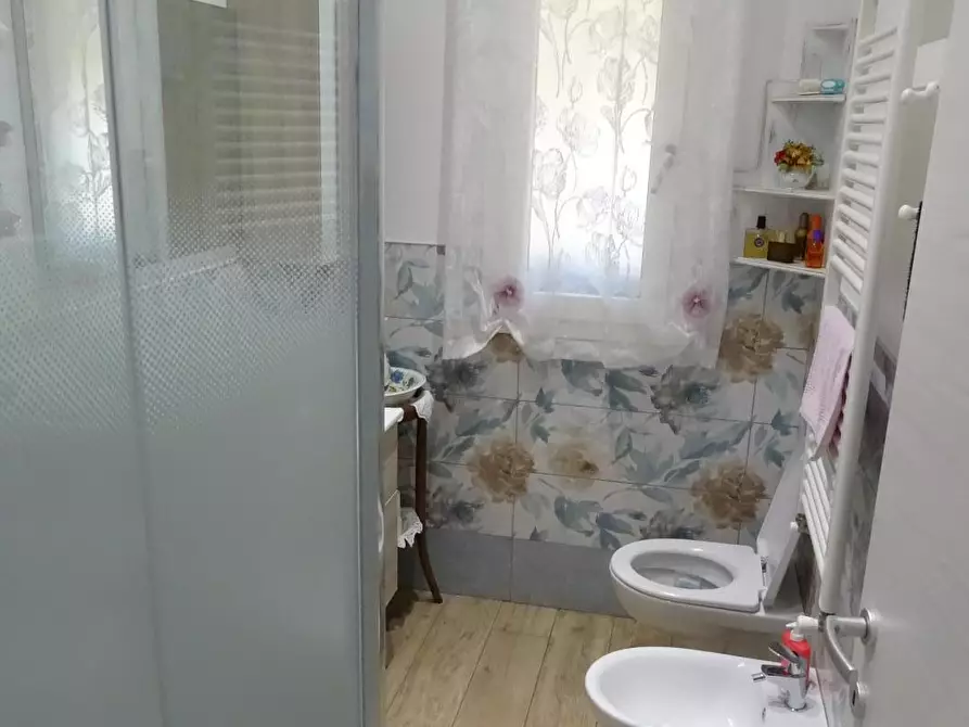 Immagine 16 di Appartamento in vendita  a Campi Bisenzio