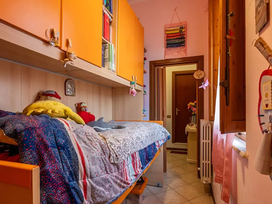 Immagine 15 di Appartamento in vendita  a Cascina