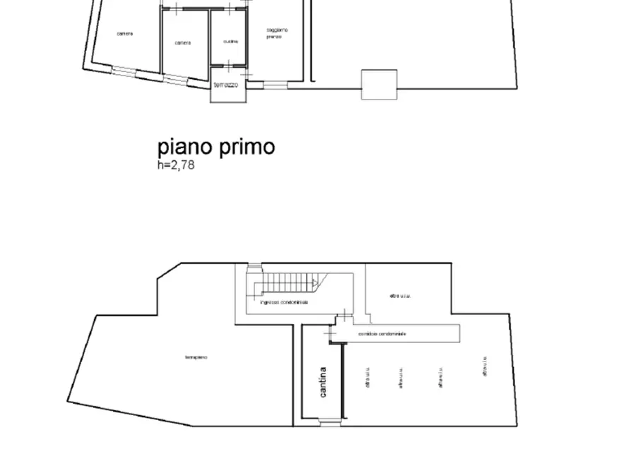 Immagine 10 di Appartamento in vendita  a Montignoso