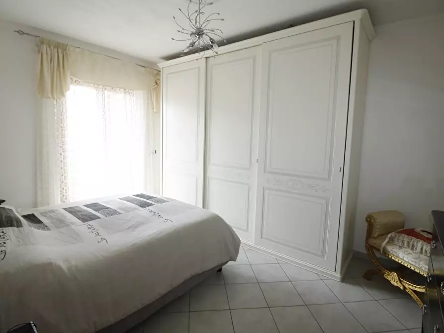 Immagine 11 di Appartamento in vendita  a Colle Di Val D'elsa