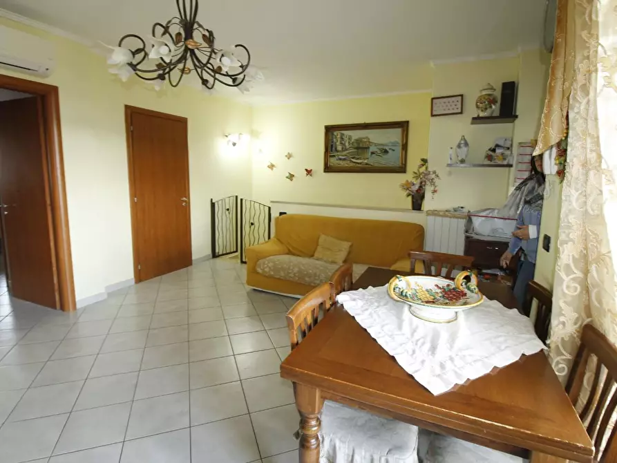 Immagine 4 di Appartamento in vendita  a Colle Di Val D'elsa