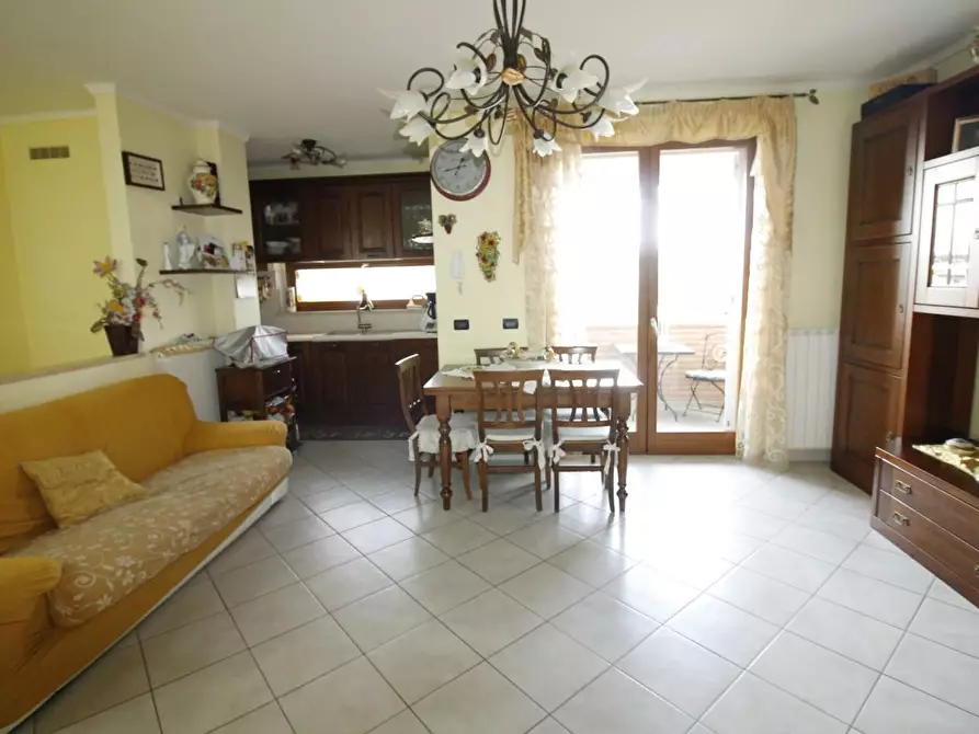 Immagine 10 di Appartamento in vendita  a Colle Di Val D'elsa