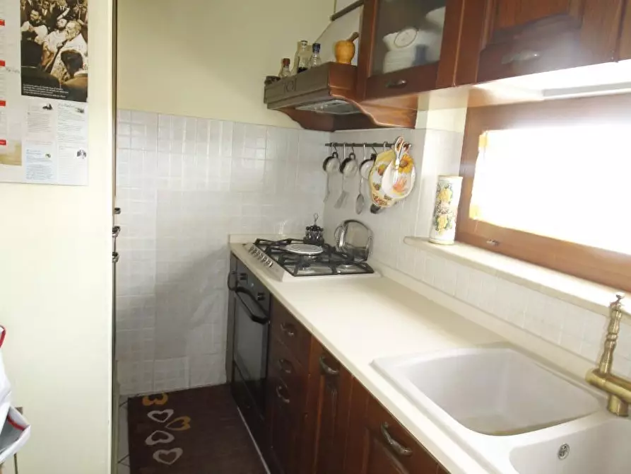 Immagine 6 di Appartamento in vendita  a Colle Di Val D'elsa