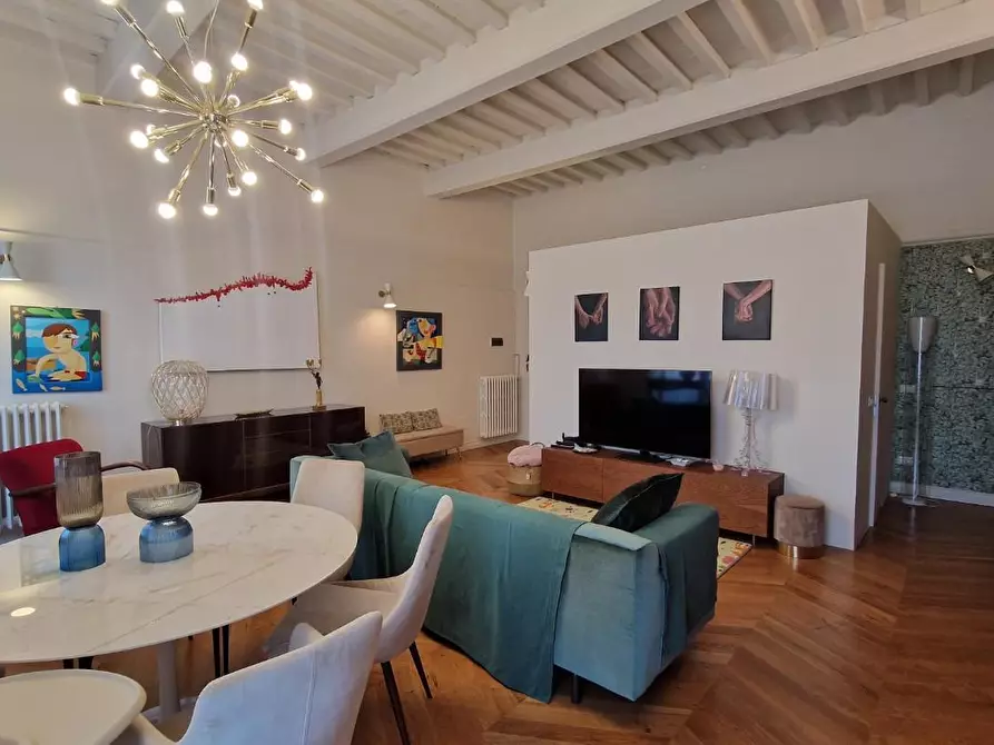 Immagine 11 di Appartamento in vendita  a Pisa