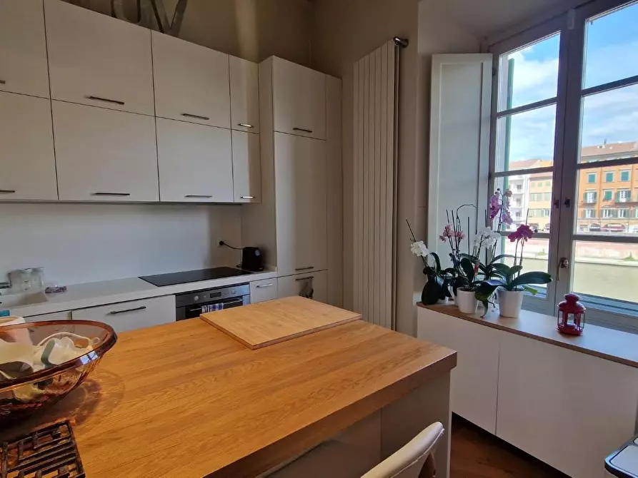 Immagine 31 di Appartamento in vendita  a Pisa