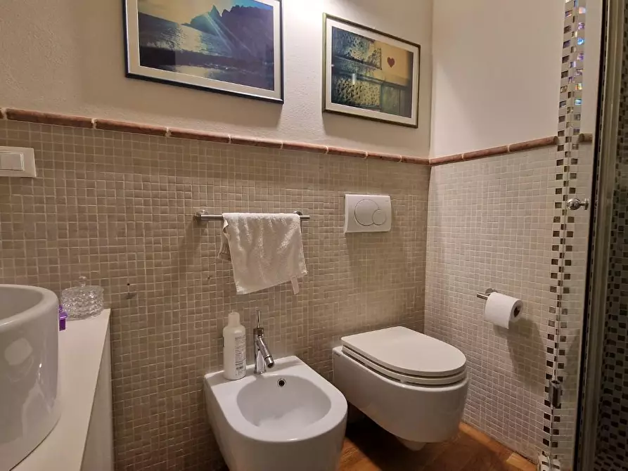 Immagine 58 di Appartamento in vendita  a Pisa