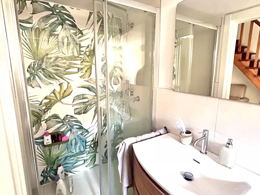 Immagine 20 di Appartamento in vendita  a Pisa