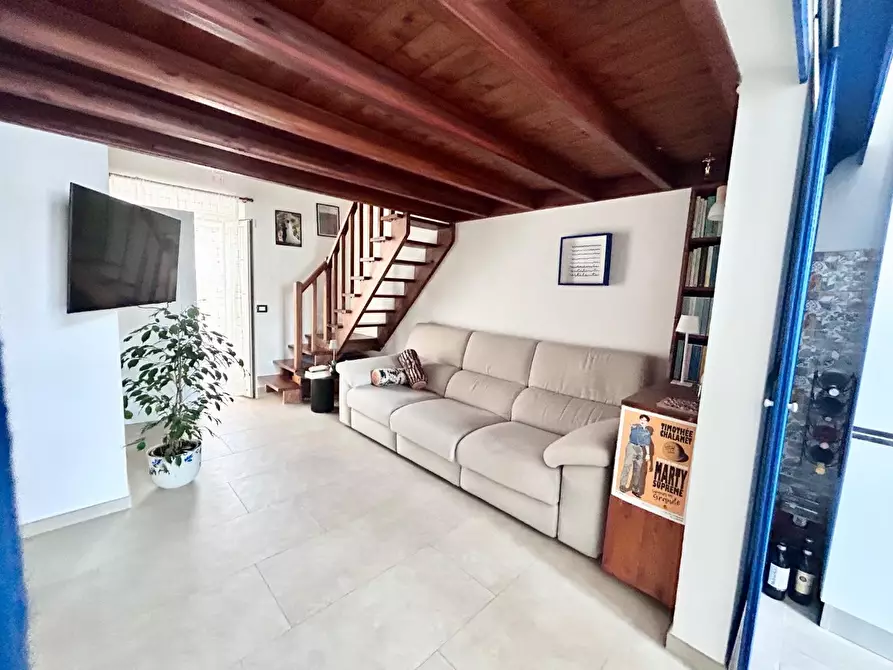 Immagine 10 di Appartamento in vendita  a Pisa