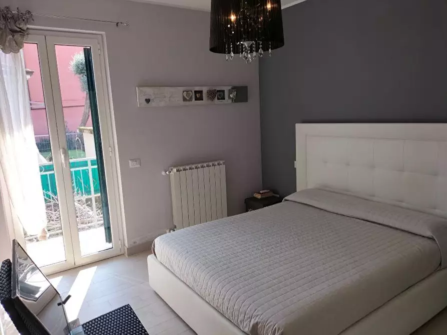 Immagine 10 di Appartamento in vendita  a Ameglia