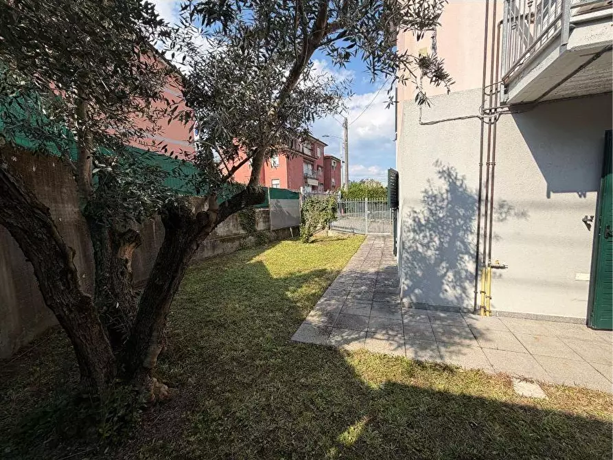 Immagine 52 di Appartamento in vendita  a Ameglia