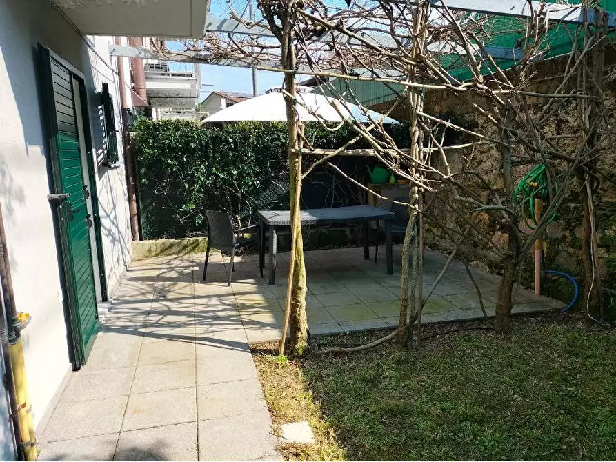 Immagine 27 di Appartamento in vendita  a Ameglia