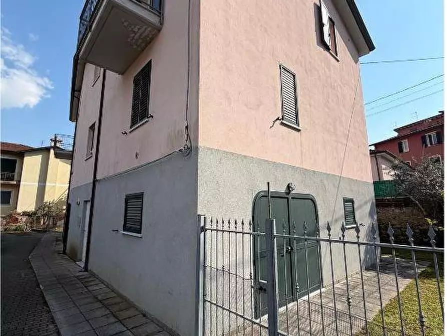 Immagine 58 di Appartamento in vendita  a Ameglia