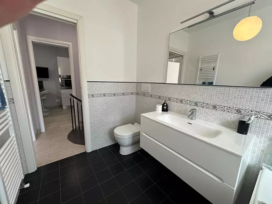 Immagine 66 di Appartamento in vendita  a Ameglia