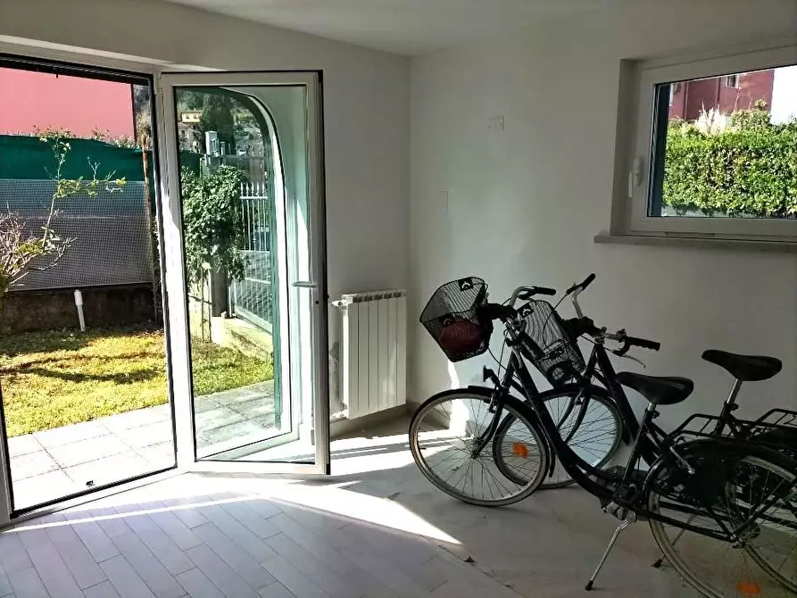 Immagine 21 di Appartamento in vendita  a Ameglia