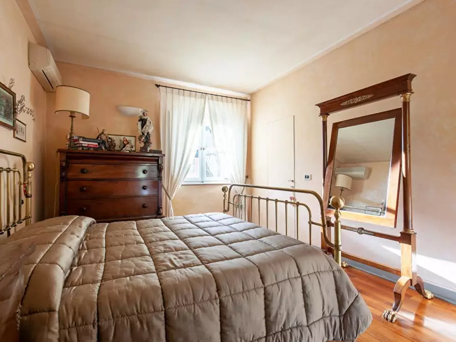 Immagine 16 di Villa in vendita  a San Giuliano Terme