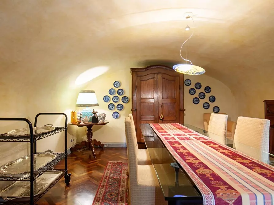 Immagine 11 di Villa in vendita  a San Giuliano Terme