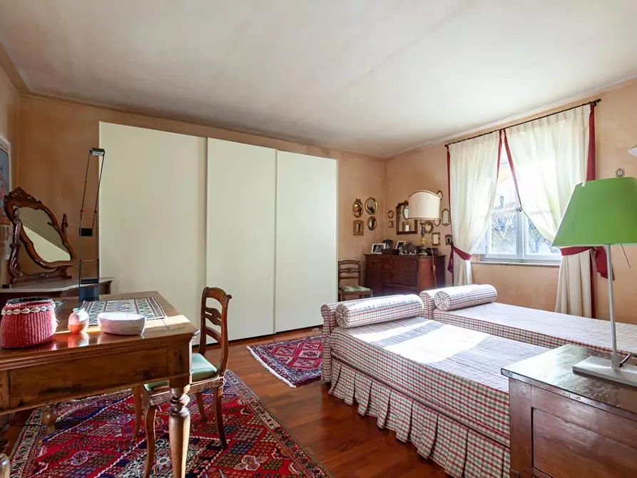 Immagine 18 di Villa in vendita  a San Giuliano Terme