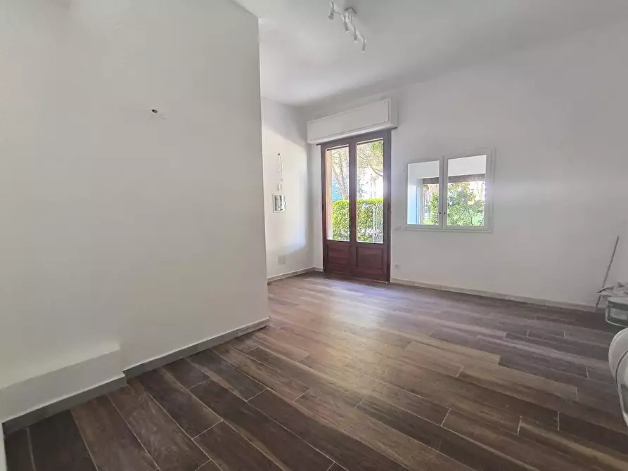 Immagine 9 di Ufficio in affitto  a Pisa