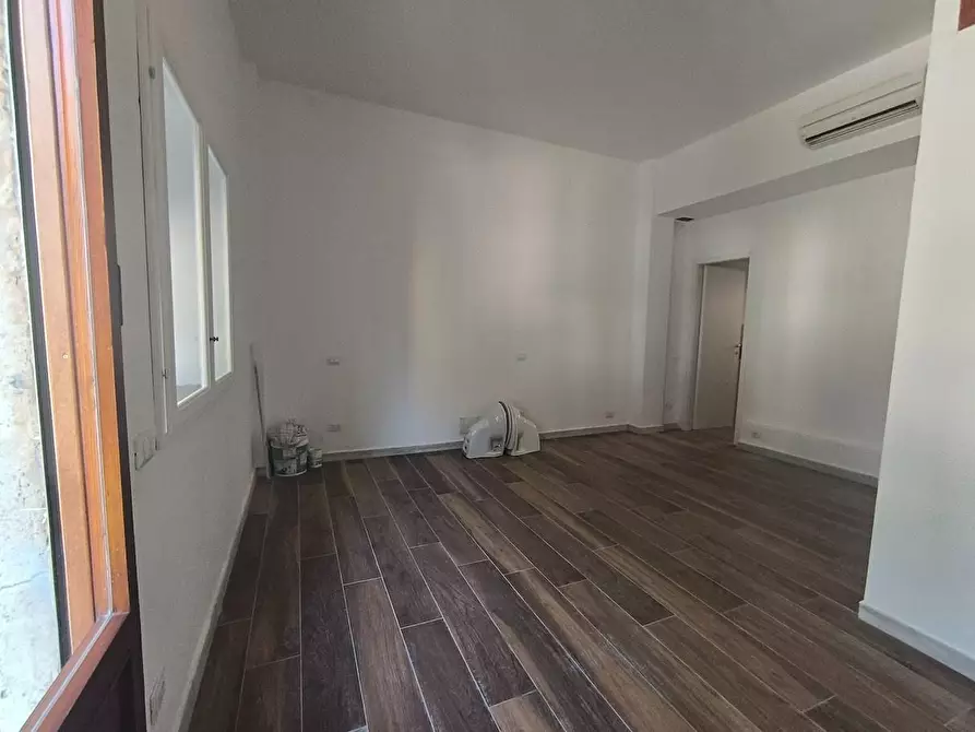 Immagine 5 di Ufficio in affitto  a Pisa