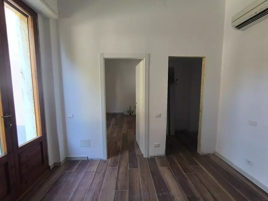 Immagine 13 di Ufficio in affitto  a Pisa