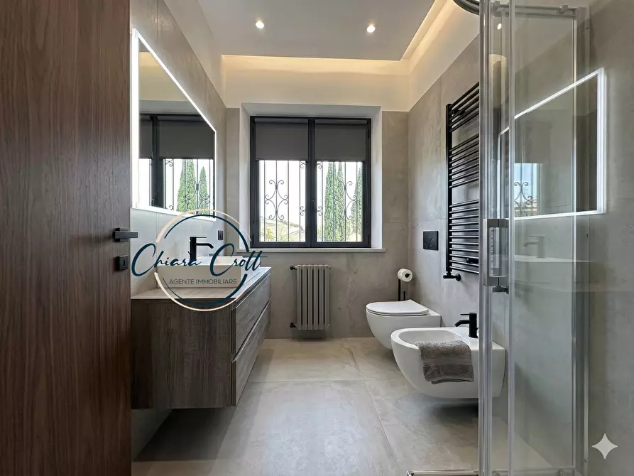 Immagine 12 di Porzione di casa in vendita  a Livorno