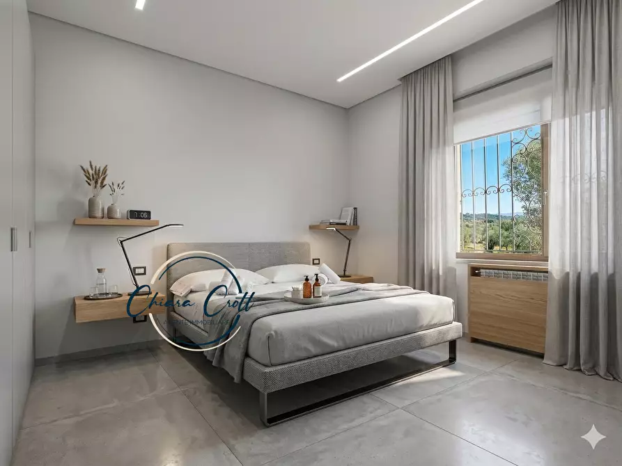 Immagine 13 di Porzione di casa in vendita  a Livorno