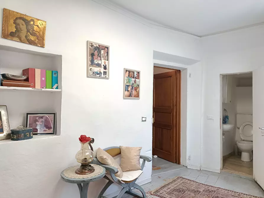Immagine 18 di Appartamento in vendita  a Empoli