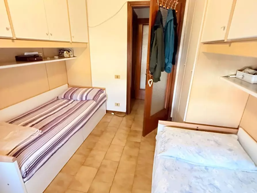 Immagine 17 di Appartamento in vendita  a Massa